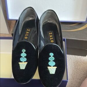 Zalo Black and Green Loafers with Elegant Embroidery